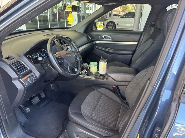 Certified 2018 Ford Explorer XLT FWD image 2