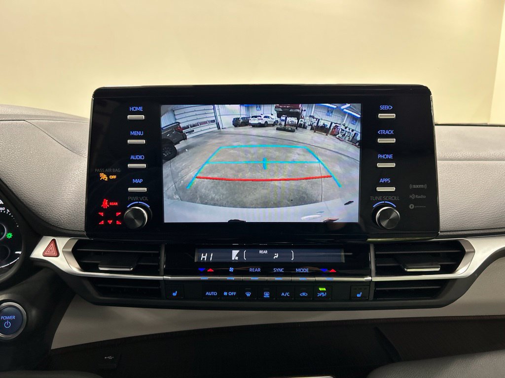 Used 2021 Toyota Sienna XLE AWD/4WD image 20