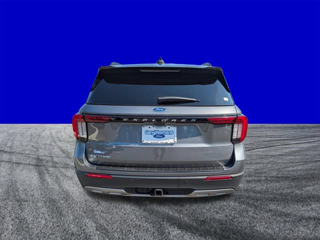 Certified 2025 Ford Explorer Active w/ Active Comfort Package RWD image 5