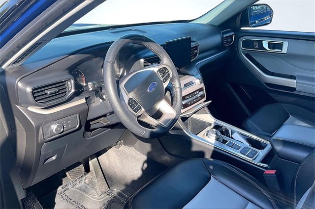 Certified 2022 Ford Explorer XLT w/ Equipment Group 202A image 14