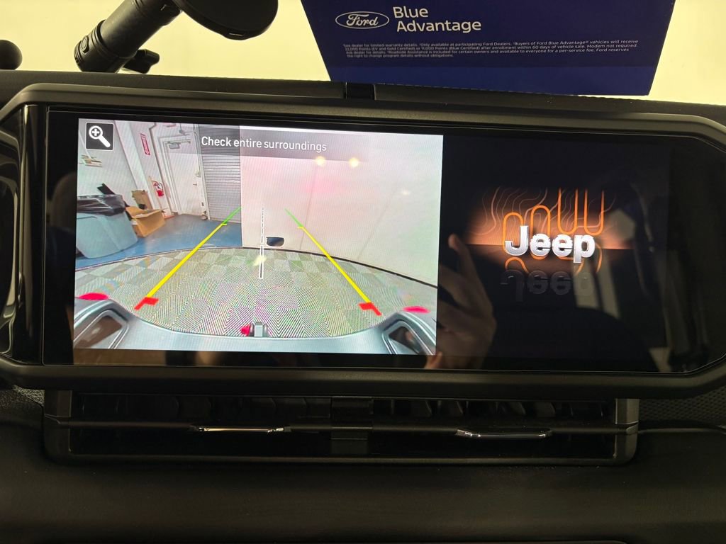 Used 2025 Jeep Gladiator Rubicon w/ Safety Group image 18