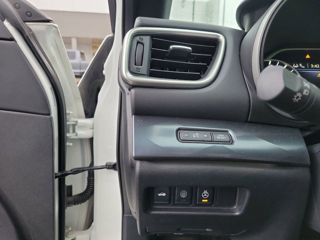 Used 2022 Nissan Maxima SR w/ Sport Mat Group image 21