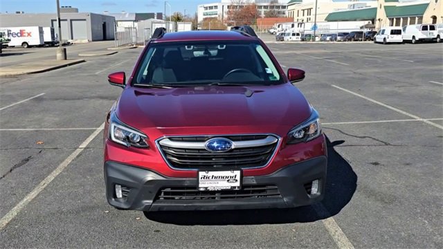 Used 2022 Subaru Outback Premium image 9