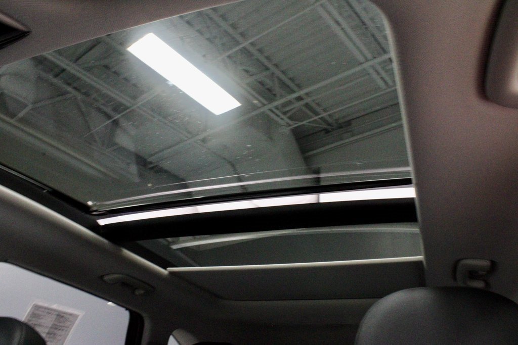 Used 2023 Kia Sorento SX image 29