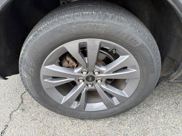 Certified 2022 Ford Explorer XLT w/ Equipment Group 202A AWD/4WD image 26
