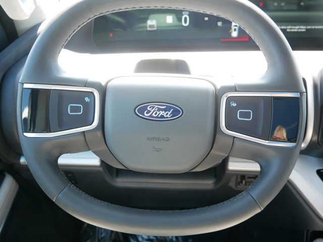 Certified 2025 Ford Expedition Active AWD/4WD image 19