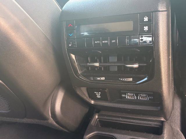Used 2022 Jeep Grand Cherokee L Limited w/ Luxury Tech Group II AWD/4WD image 15