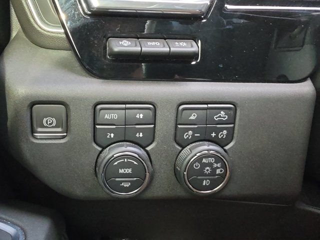 Used 2024 Chevrolet Silverado 1500 High Country w/ Technology Package AWD/4WD image 26