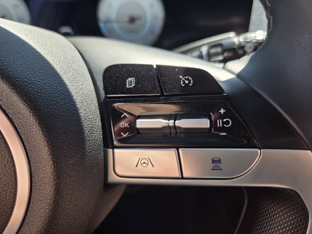 Used 2023 Hyundai Elantra SEL w/ Convenience Package FWD image 27