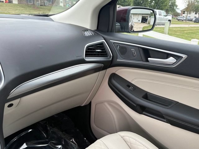 Certified 2024 Ford Edge Titanium w/ Equipment Group 301A AWD/4WD image 20