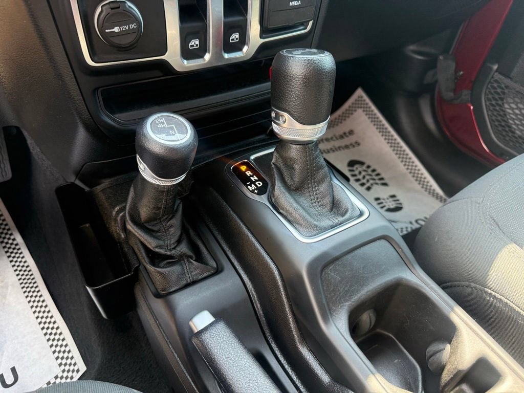Used 2021 Jeep Wrangler Sport AWD/4WD image 24