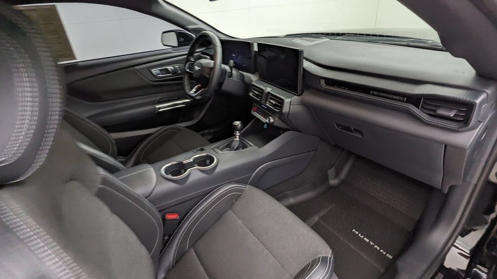 Certified 2025 Ford Mustang GT RWD image 35