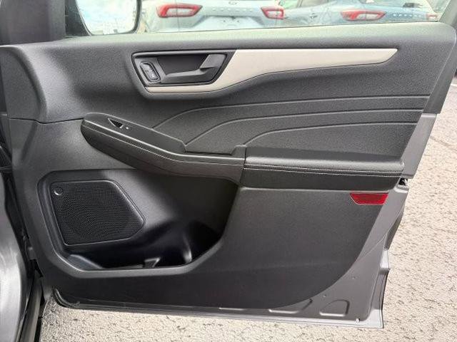 Certified 2022 Ford Escape S image 19