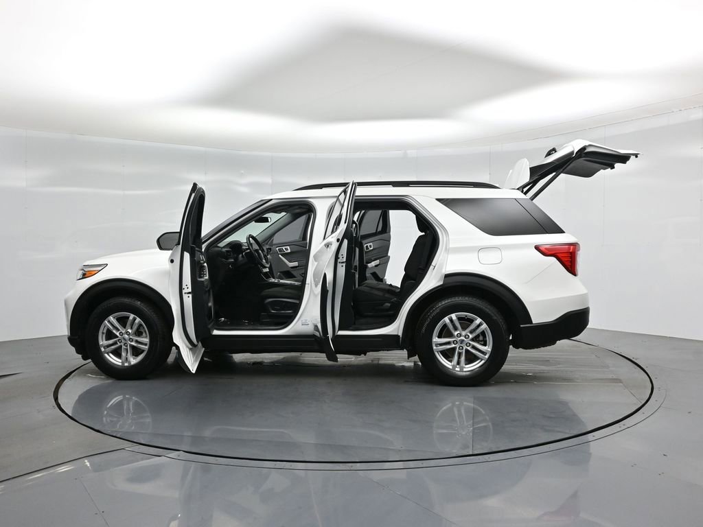 Certified 2023 Ford Explorer XLT image 57