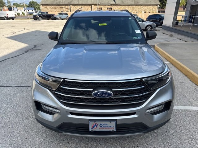 Certified 2022 Ford Explorer XLT w/ Equipment Group 202A image 16
