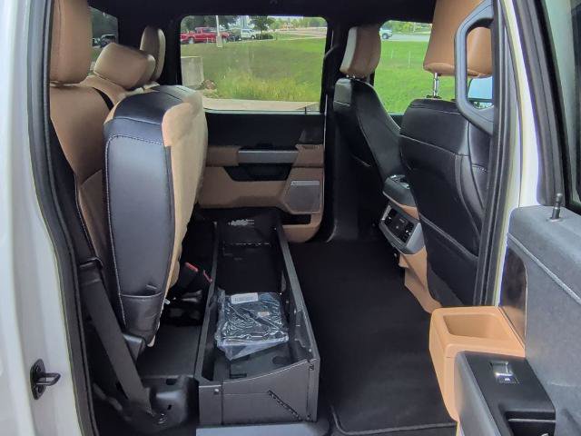Certified 2025 Ford F450 Lariat w/ Lariat Ultimate Package AWD/4WD image 14