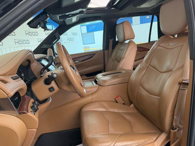 Used 2017 Cadillac Escalade Platinum AWD/4WD image 6