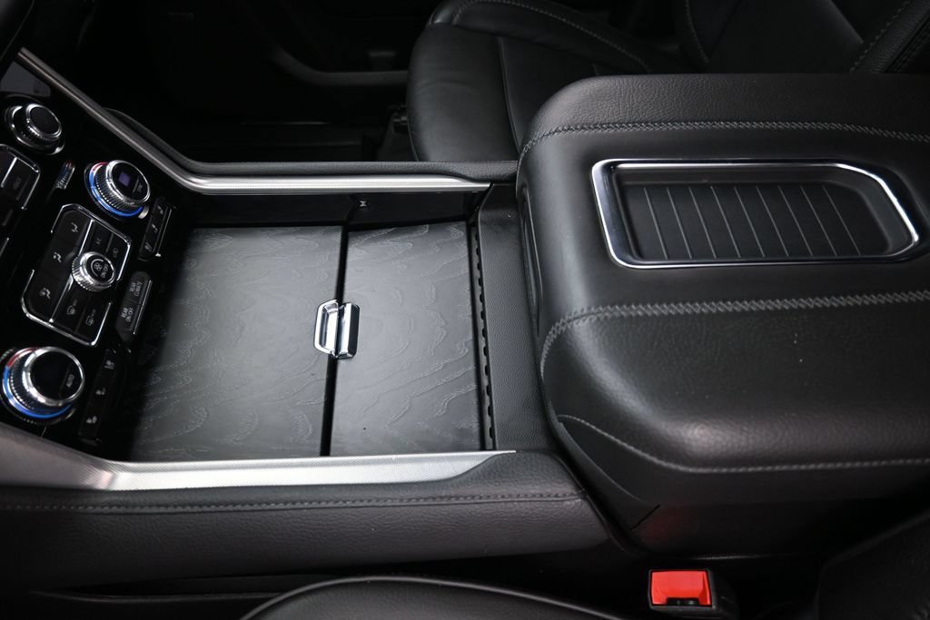 Used 2023 GMC Yukon Denali RWD image 20