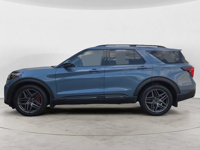 Certified 2025 Ford Explorer ST AWD/4WD image 8
