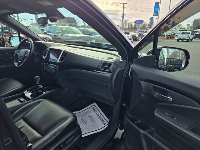 Used 2017 Honda Ridgeline Black Edition image 11