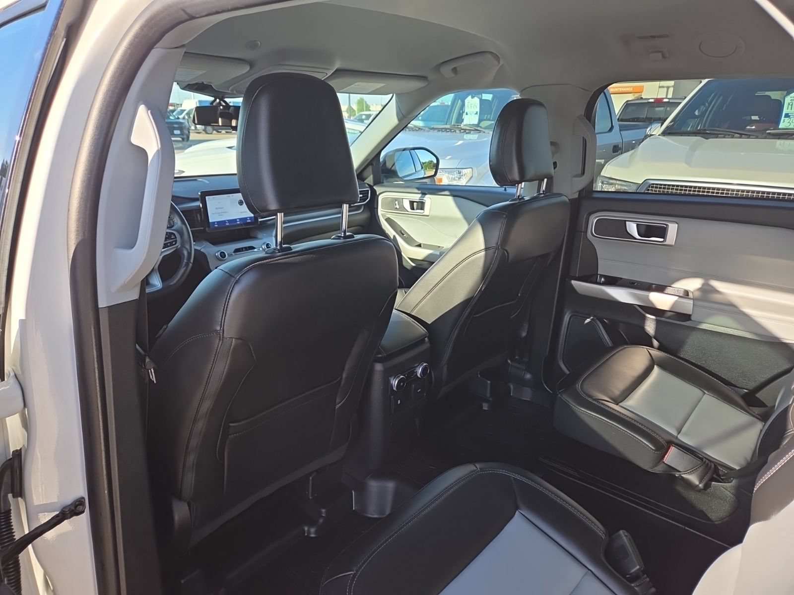 Certified 2023 Ford Explorer XLT w/ Equipment Group 202A AWD/4WD image 43