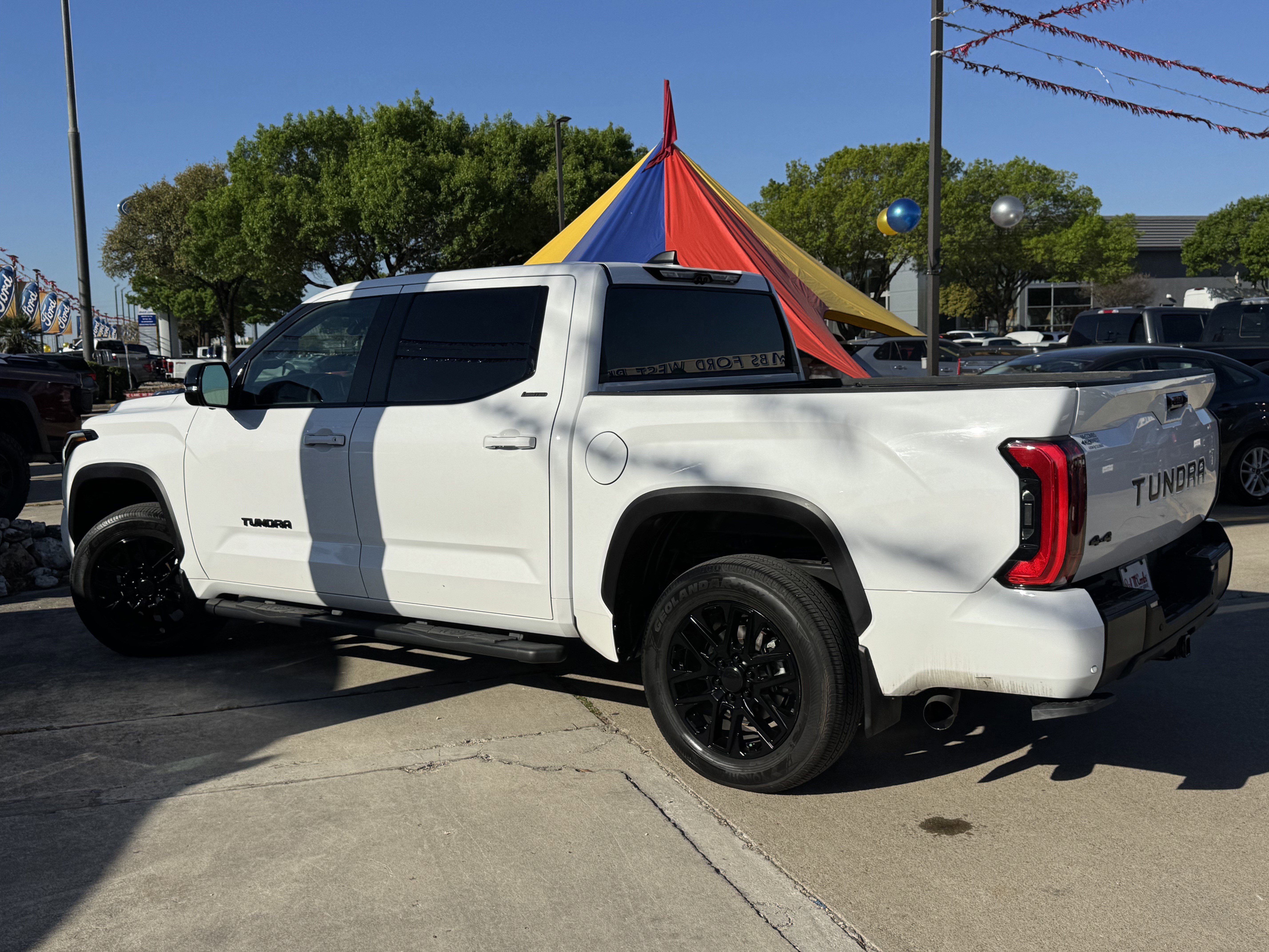 Used 2024 Toyota Tundra Limited image 6