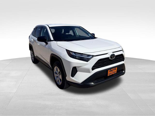 Used 2024 Toyota RAV4 LE FWD image 3