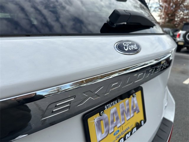Certified 2022 Ford Explorer XLT image 46