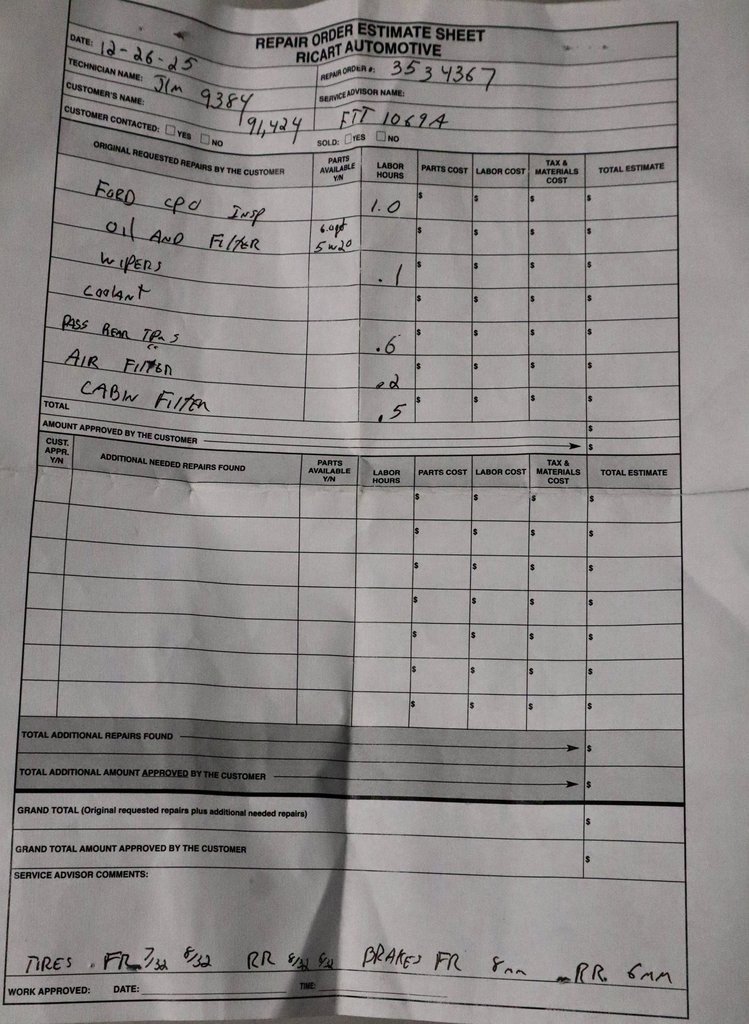 Used 2018 Chrysler 300 Touring L image 12