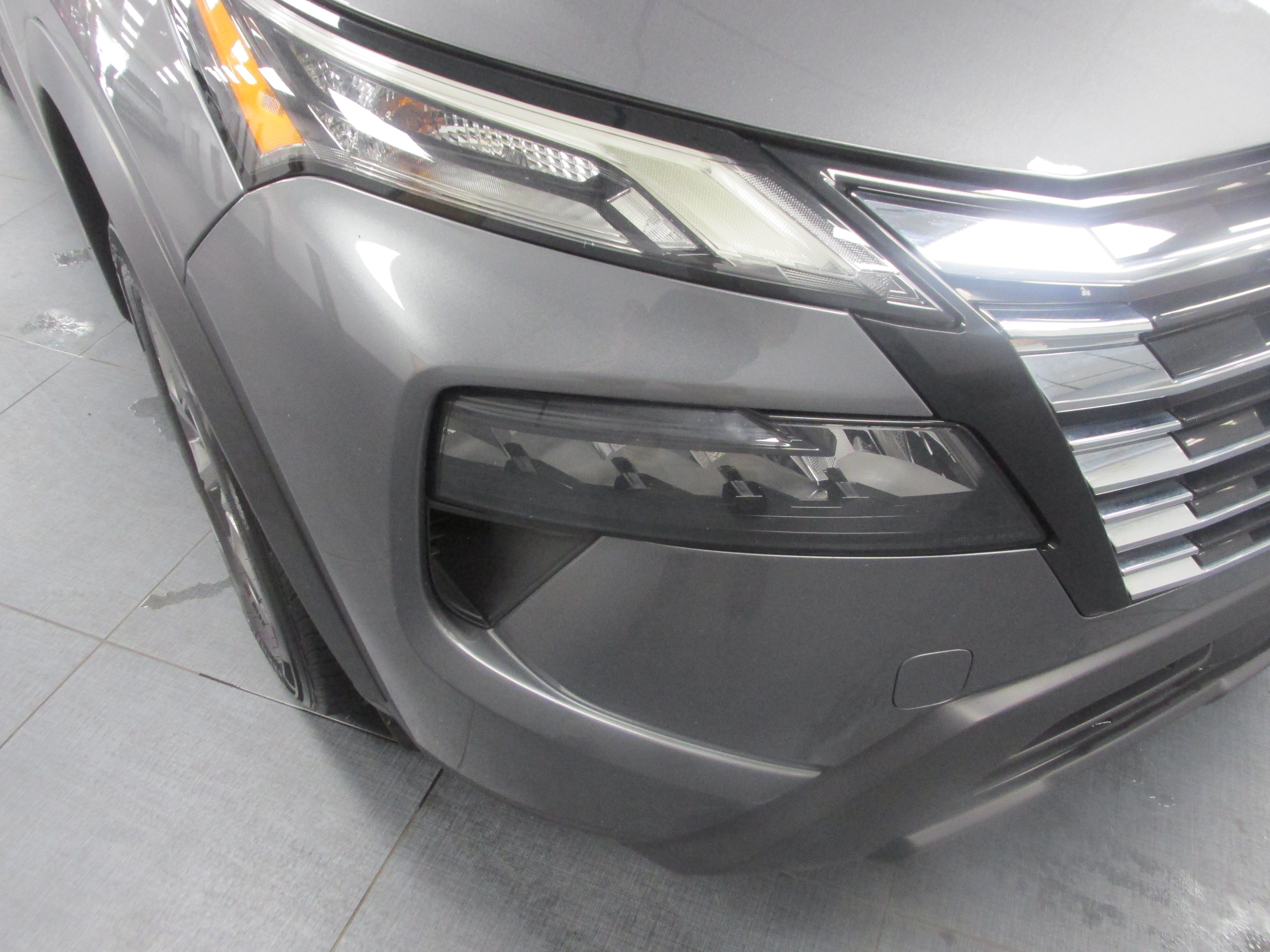 Used 2024 Nissan Rogue S FWD image 10