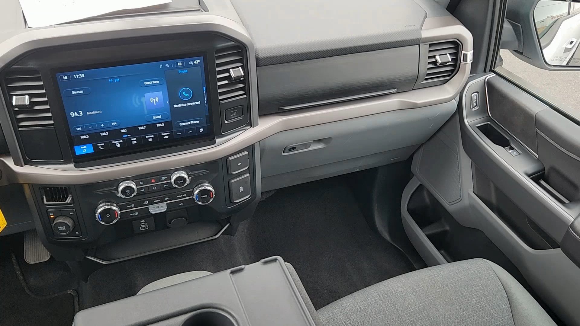 Certified 2025 Ford F150 XLT w/ Equipment Group 301A Standard image 7