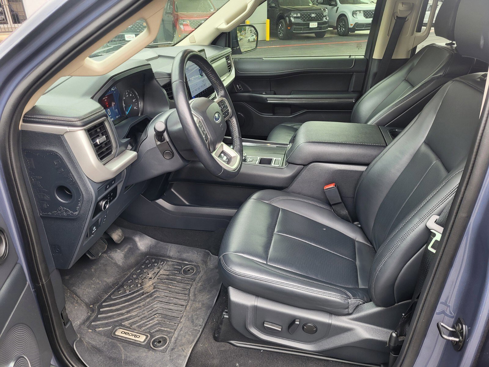Certified 2023 Ford Expedition XLT image 19
