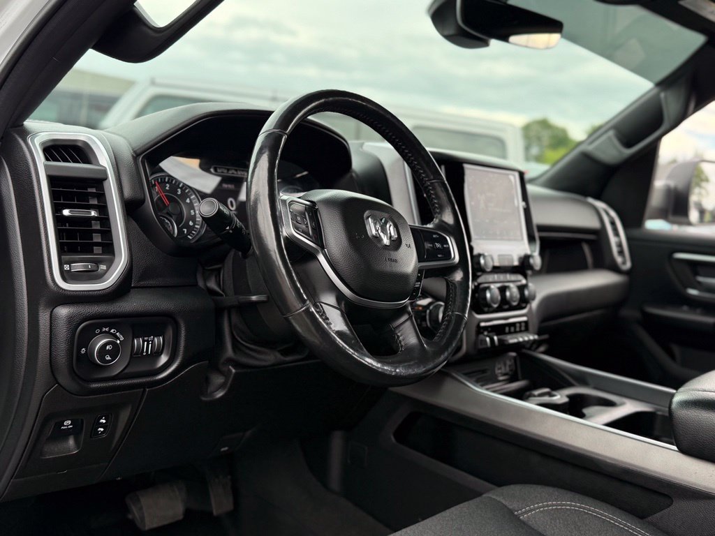 Used 2019 RAM 1500 Big Horn AWD/4WD image 11