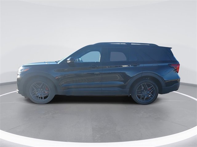 Certified 2025 Ford Explorer ST image 2