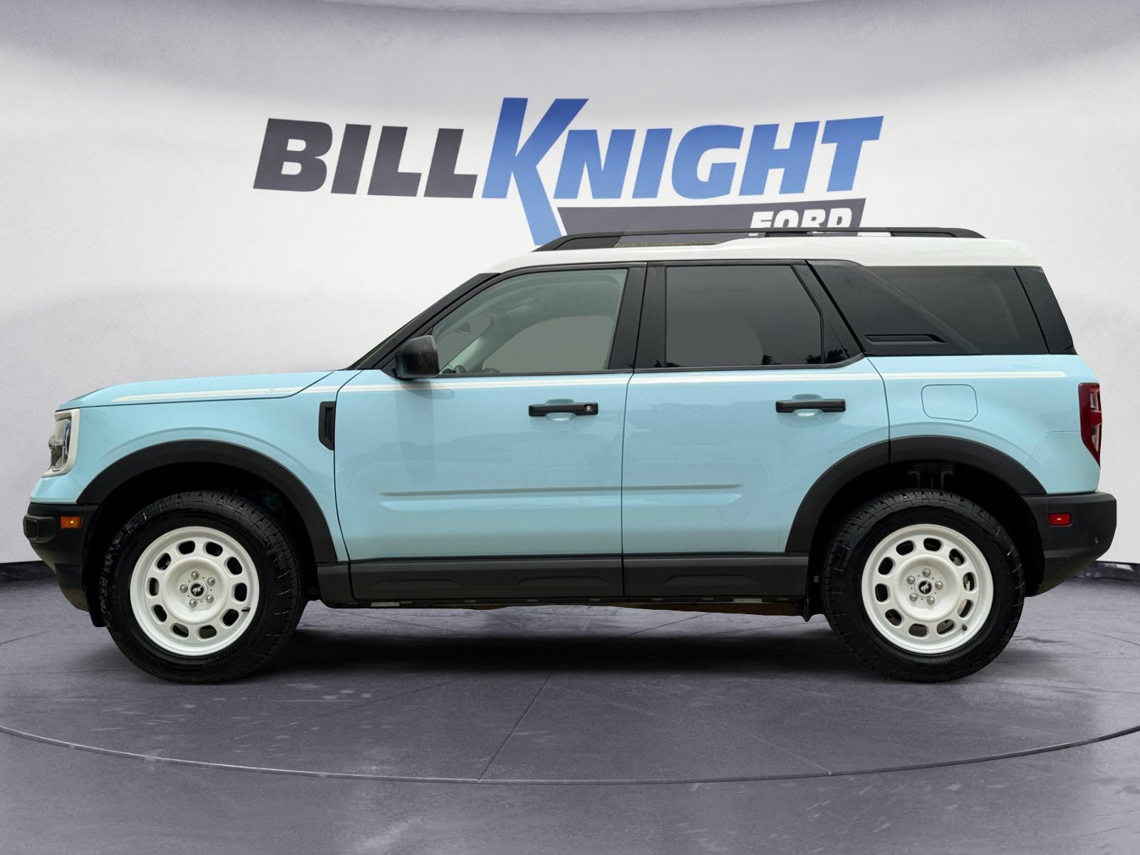 Certified 2024 Ford Bronco Sport Heritage w/ Heritage Convenience Package AWD/4WD image 2