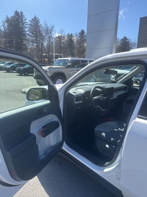 Certified 2022 Ford Maverick XLT w/ Equipment Group 300A Standard image 15