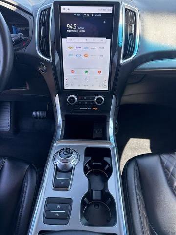 Certified 2024 Ford Edge Titanium AWD/4WD image 32