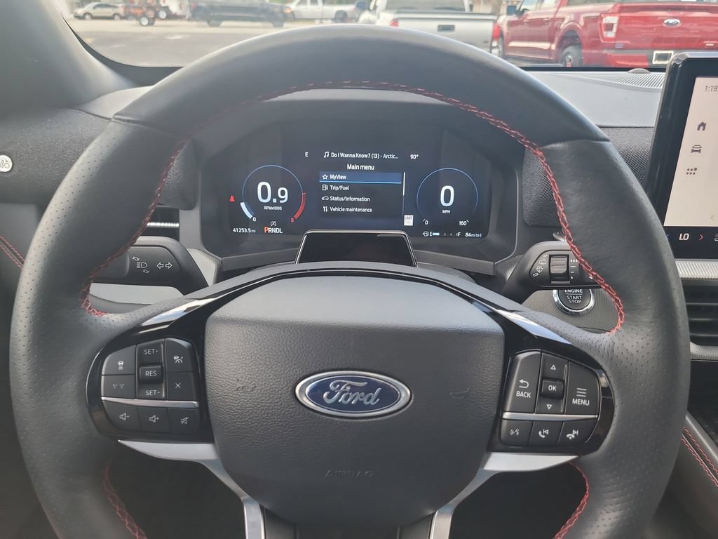 Certified 2025 Ford Explorer ST-Line w/ Premium Package AWD/4WD image 28