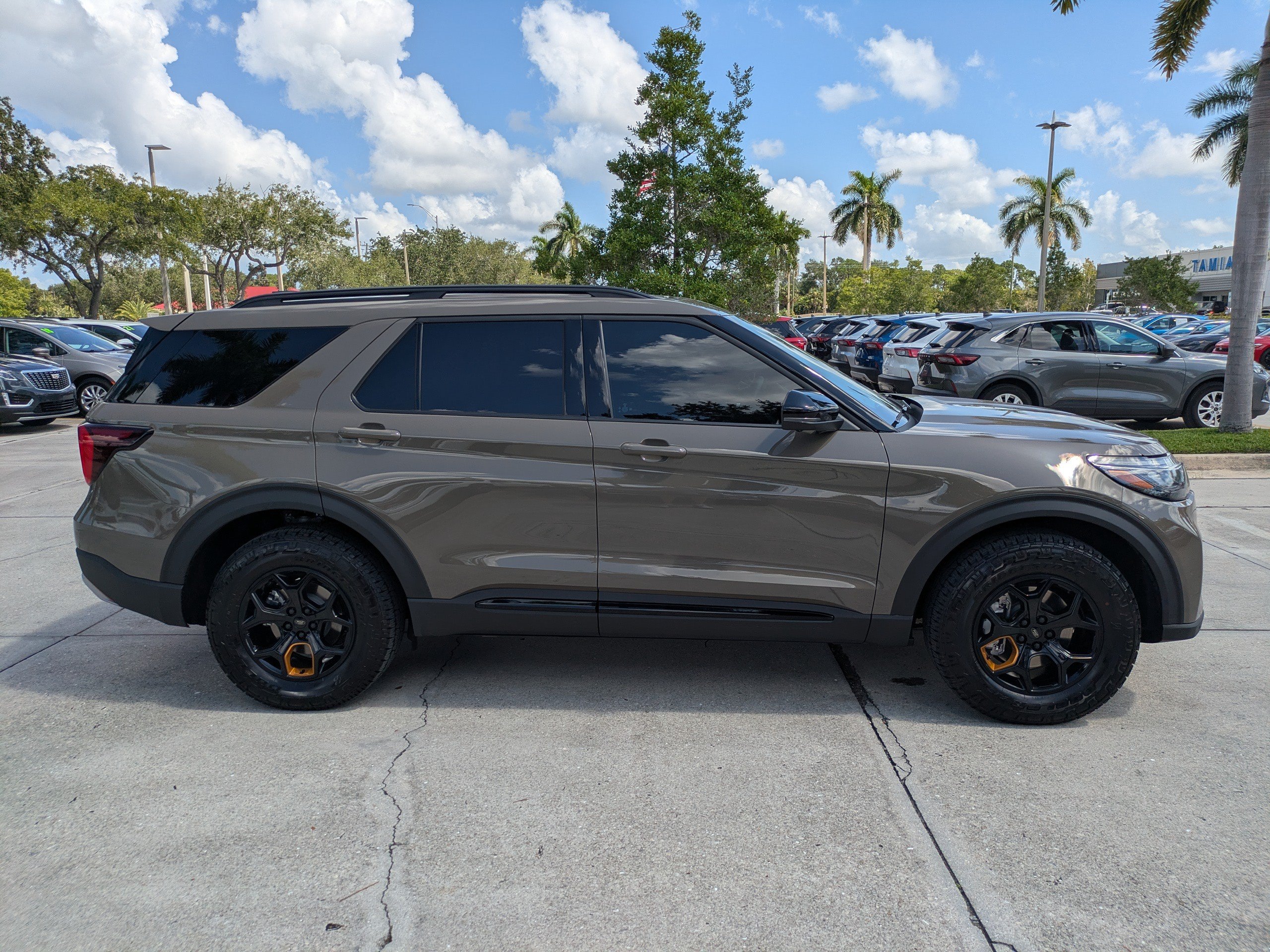 Certified 2026 Ford Explorer Tremor w/ Tremor Ultimate Package AWD/4WD image 3