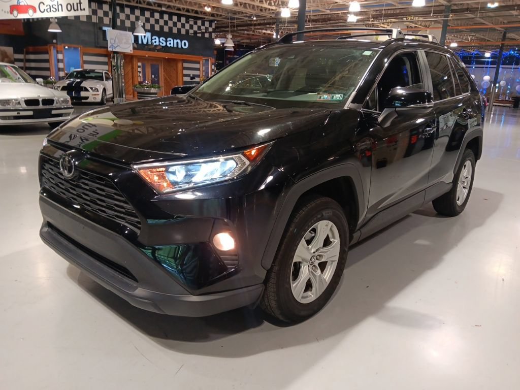 Used 2020 Toyota RAV4 XLE w/ Convenience Package AWD/4WD image 8