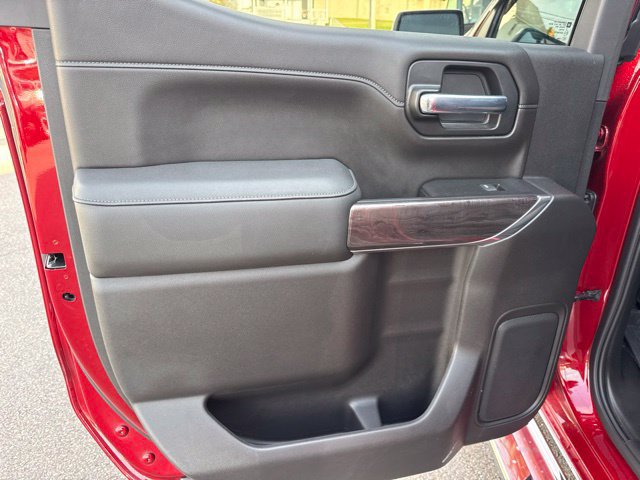 Used 2022 Chevrolet Silverado 1500 LTZ AWD/4WD image 44