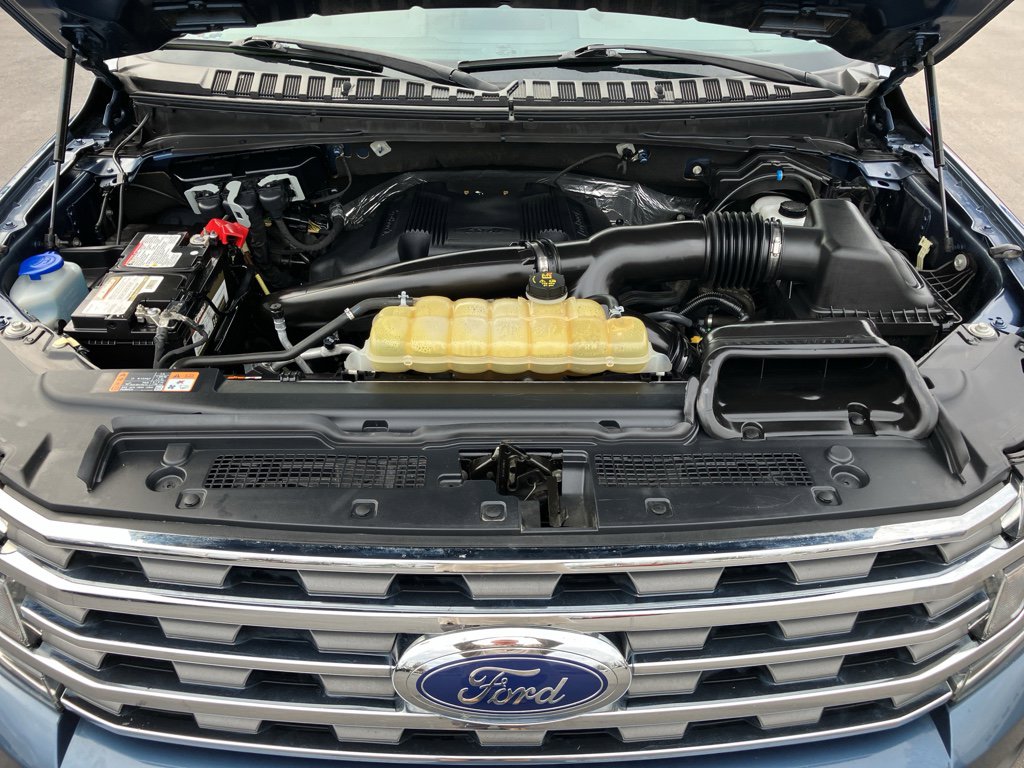 Certified 2020 Ford Expedition XLT w/ Equipment Group 202A image 40