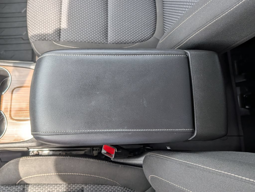 Used 2020 GMC Acadia SLE FWD image 14
