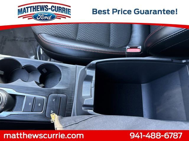 Certified 2025 Ford Escape ST-Line image 19