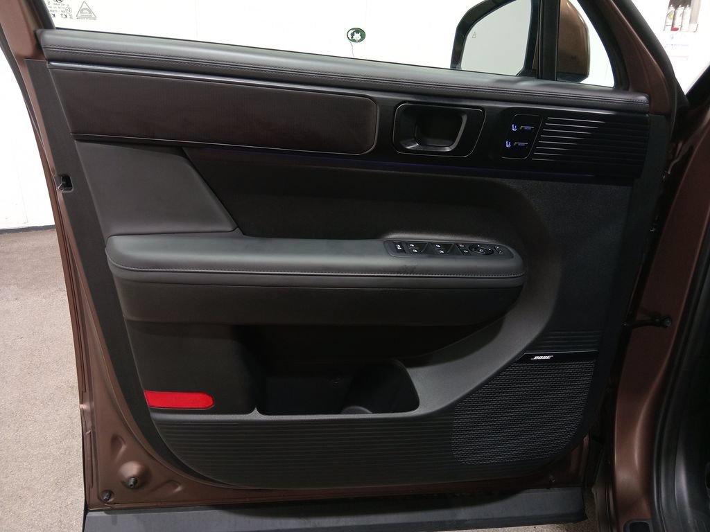 Used 2025 Hyundai Santa Fe Calligraphy AWD/4WD image 16