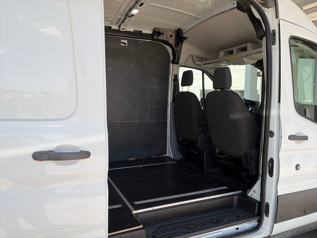 Certified 2019 Ford Transit 250 148 Medium Roof RWD image 22