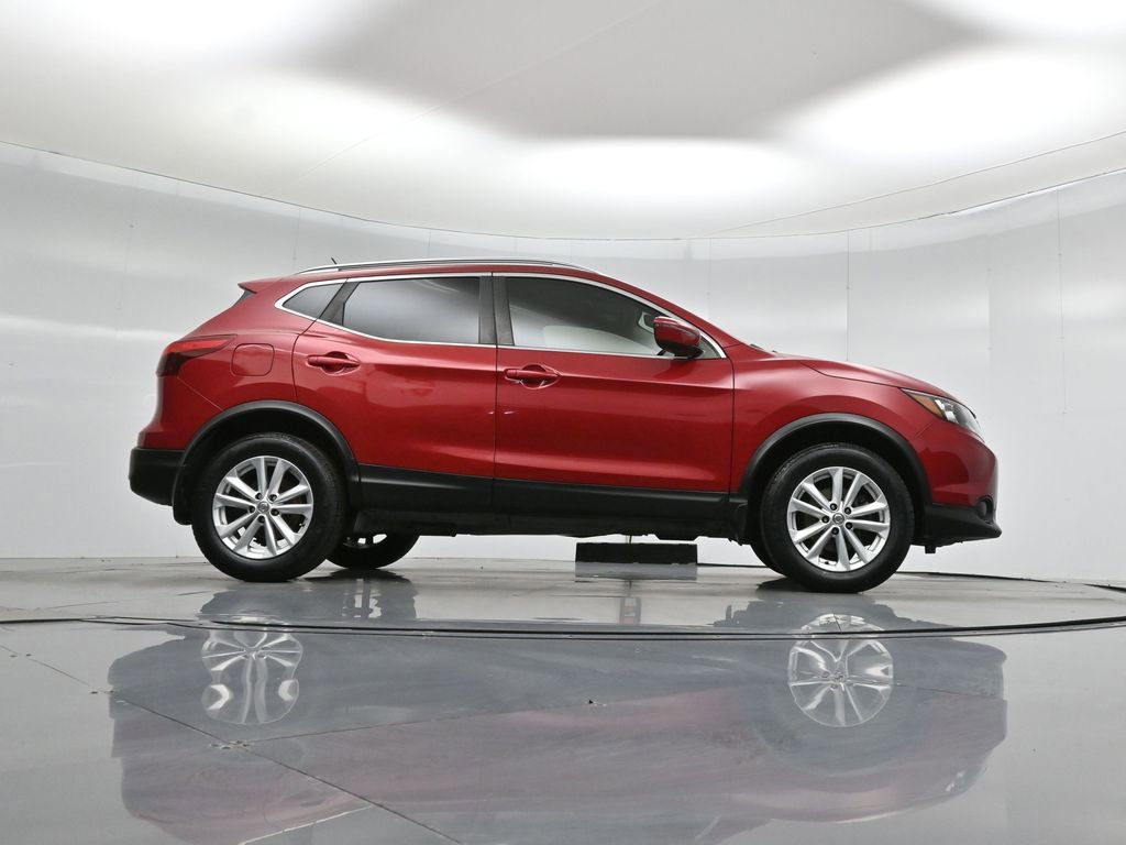 Used 2018 Nissan Rogue Sport SV image 13