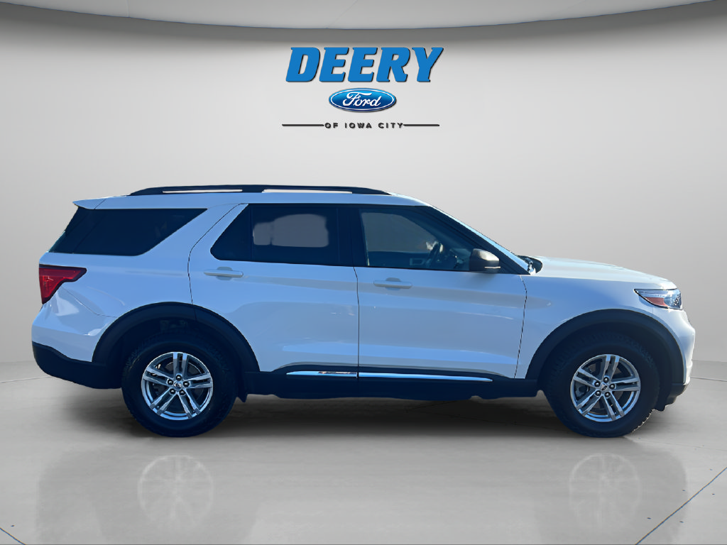 Certified 2022 Ford Explorer XLT w/ Equipment Group 202A AWD/4WD image 15