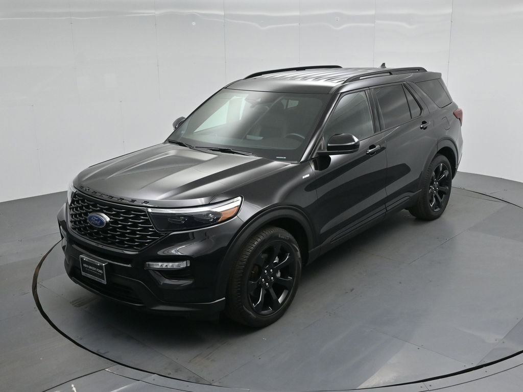 Certified 2022 Ford Explorer ST-Line w/ Class IV Trailer Tow Package image 38