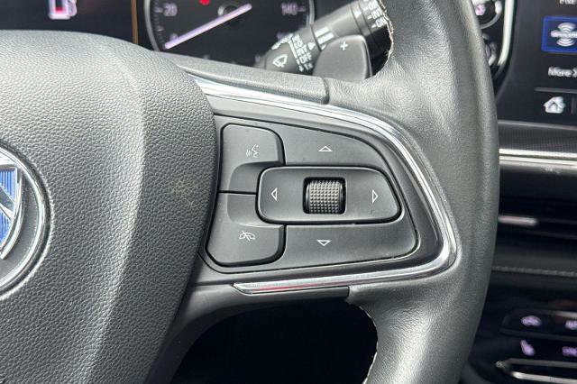 Used 2023 Buick Envision Essence w/ Sport Touring Package image 28